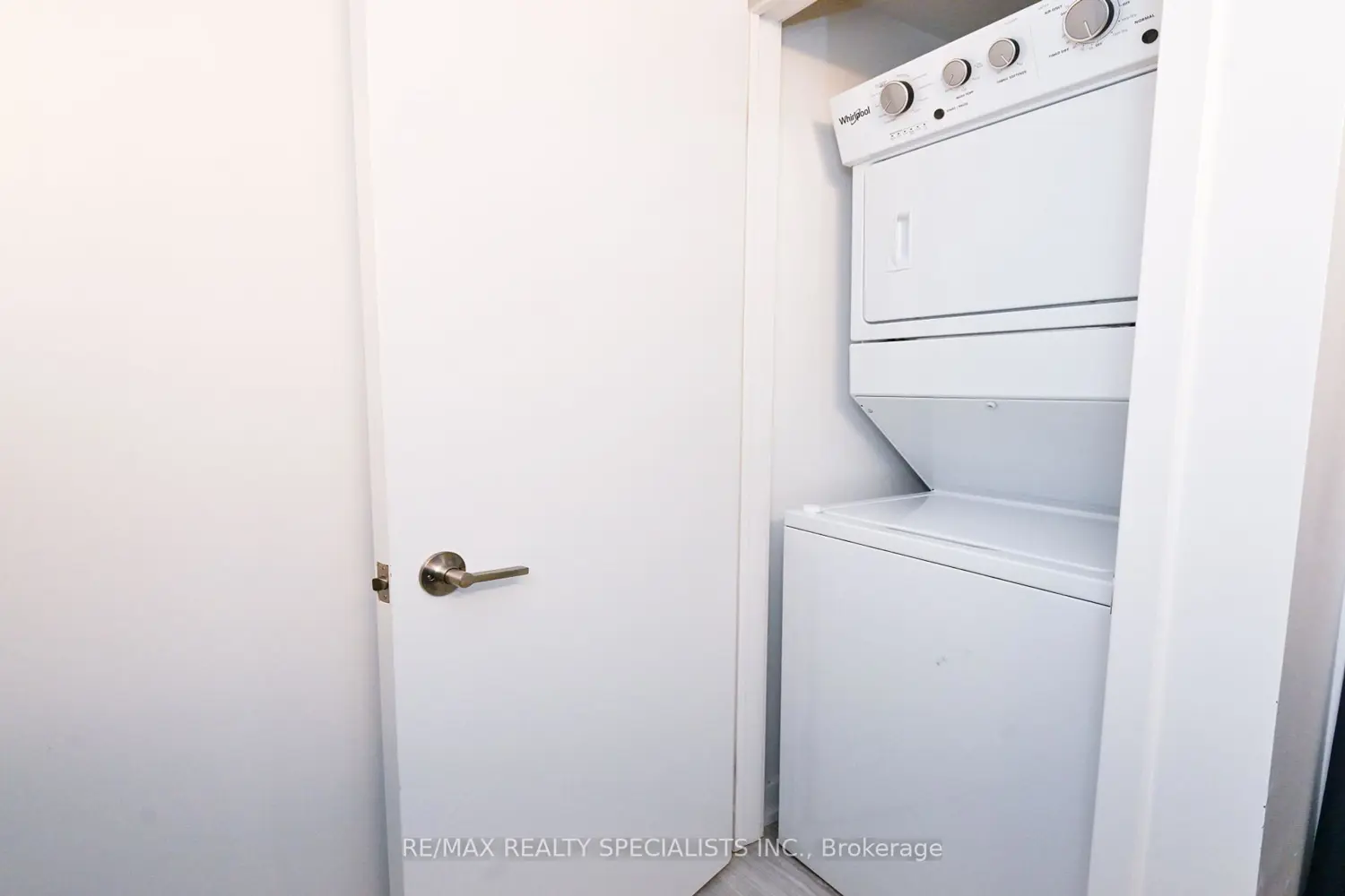 Additional image 16 of 1121 Cooke Boulevard 55