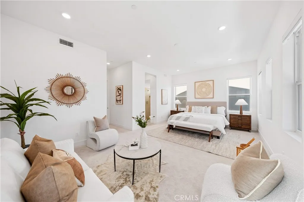 Additional image 101 of 102 Yugen, Irvine, CA 92618