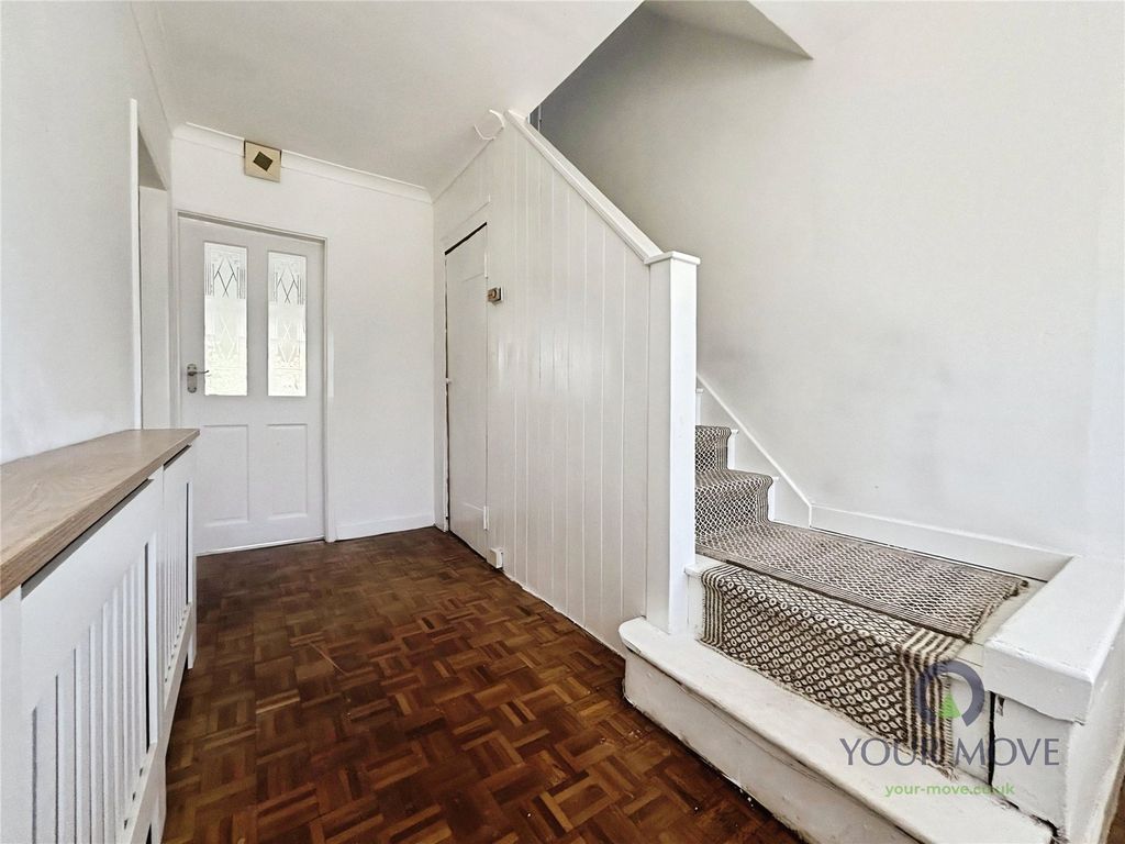 Additional image 7 of 5 bed semi-detached house to rentBirmingham Road, Lickey End, Bromsgrove, Worcestershire B61