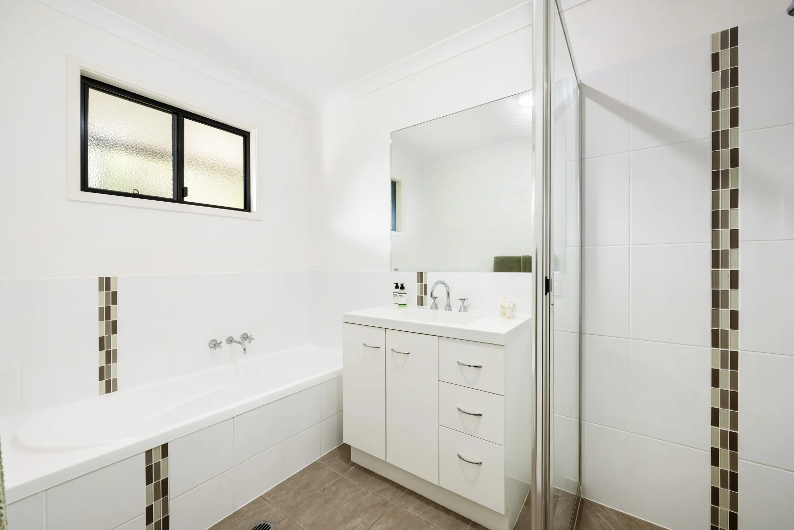 Additional image 31 of 29 Woodrows Road, Glass House Mountains QLD 4518