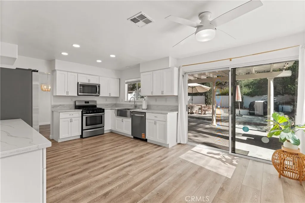 Additional image 62 of 31582 Golden Lion Dr, Temecula, CA 92591