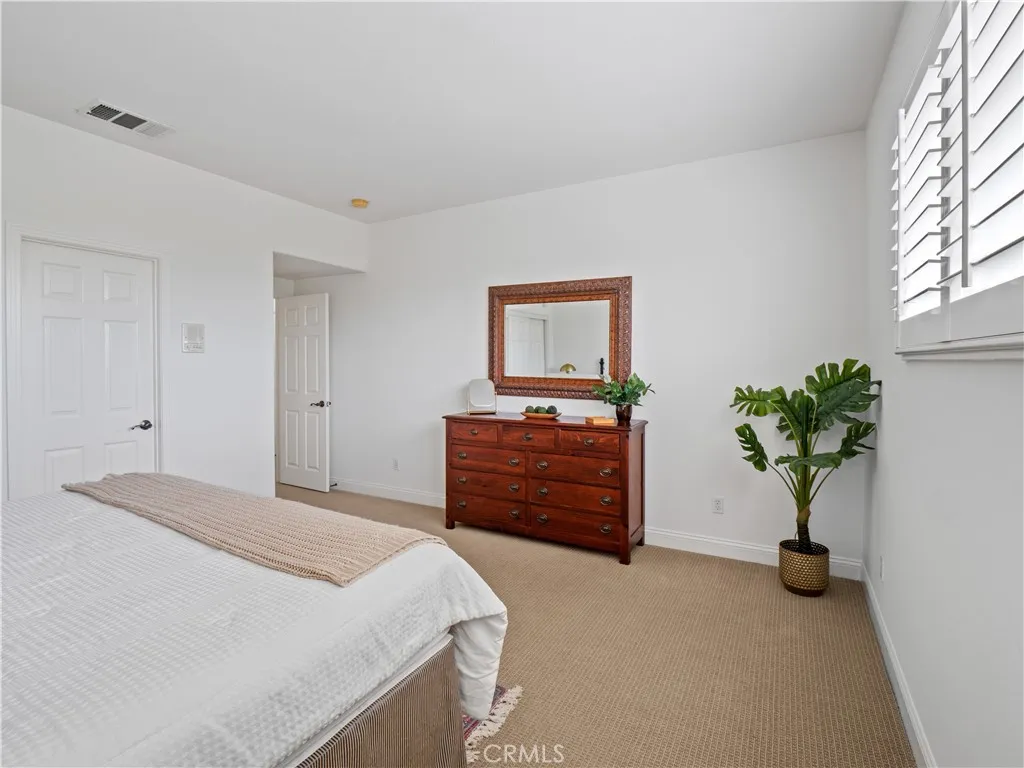 Additional image 40 of 25679 Smoketree Ln, Valencia, CA 91381