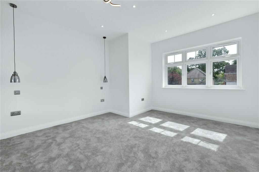 Additional image 15 of 5 bed detached house to rentThe Avenue, Ascot SL5