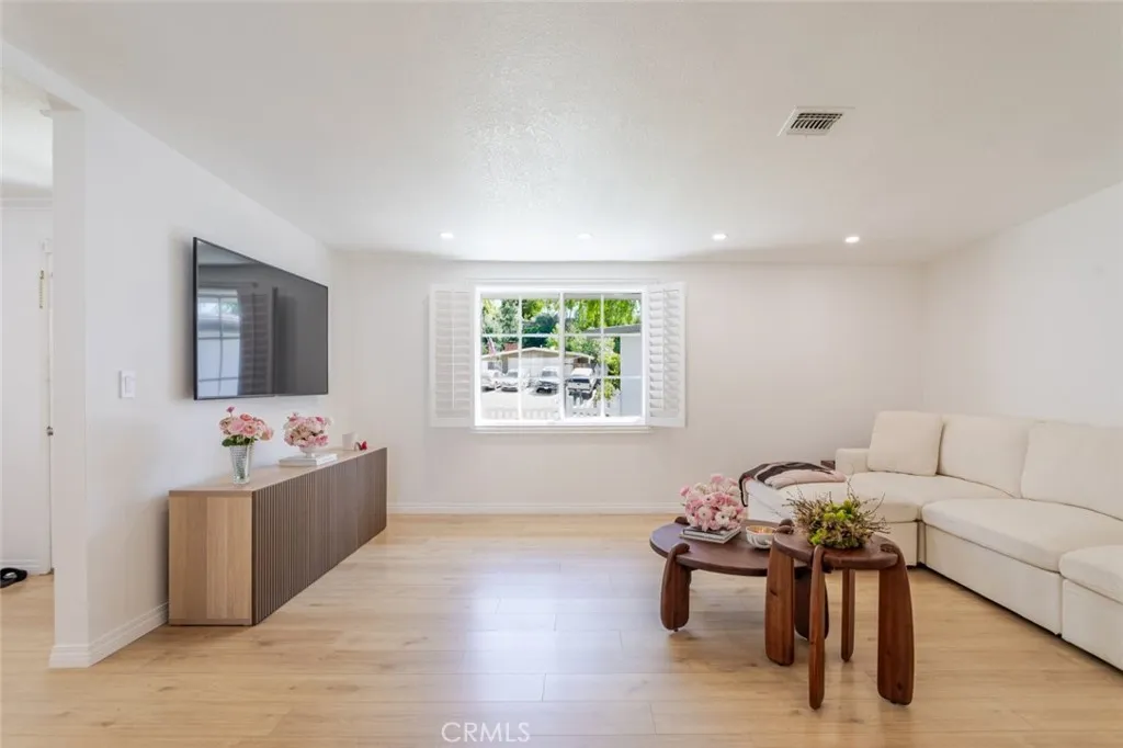 Additional image 7 of 22459 Guadilamar Drive, Saugus, CA 91350