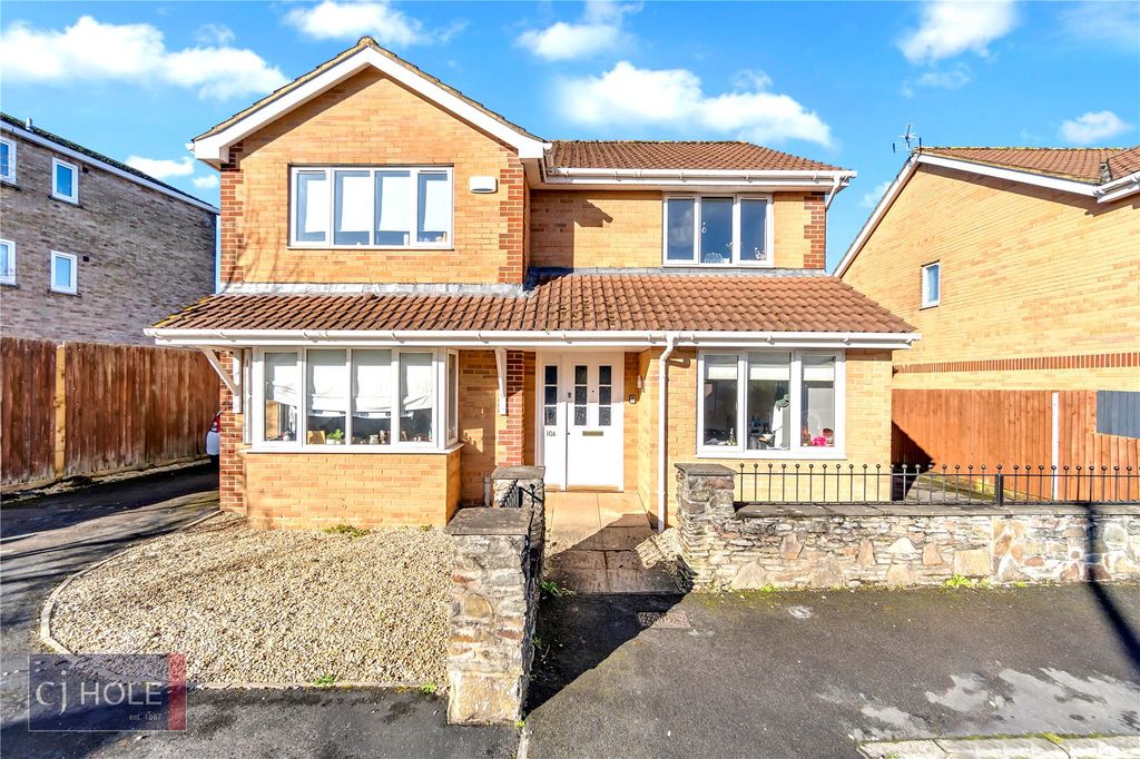 6 bed detached house to rentPemberton Court, Fishponds, Bristol BS16