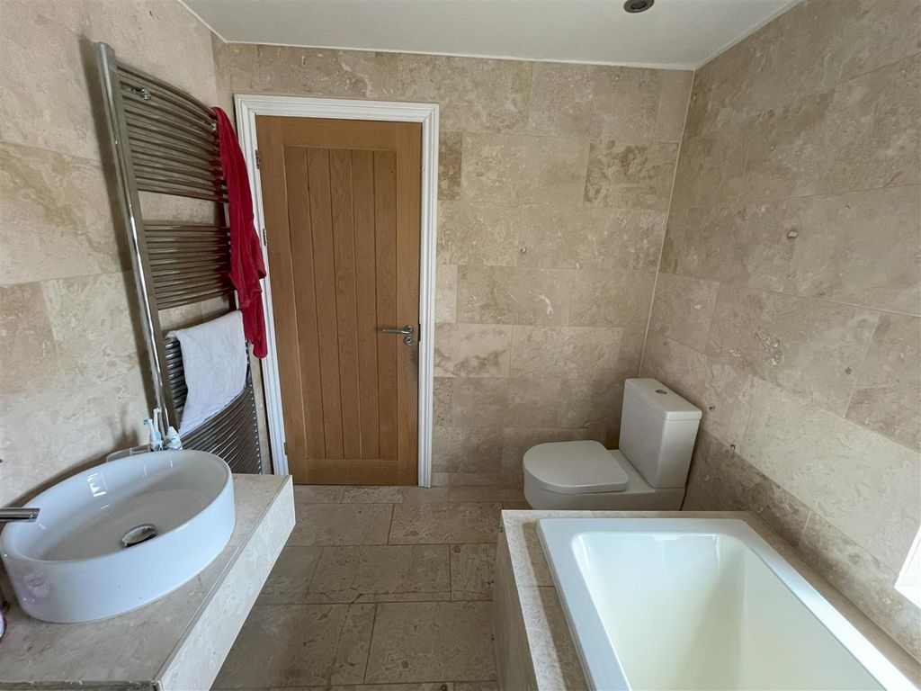 Additional image 17 of 3 bed end terrace house to rentHeol Y Banc, Bancffosfelen, Llanelli SA15