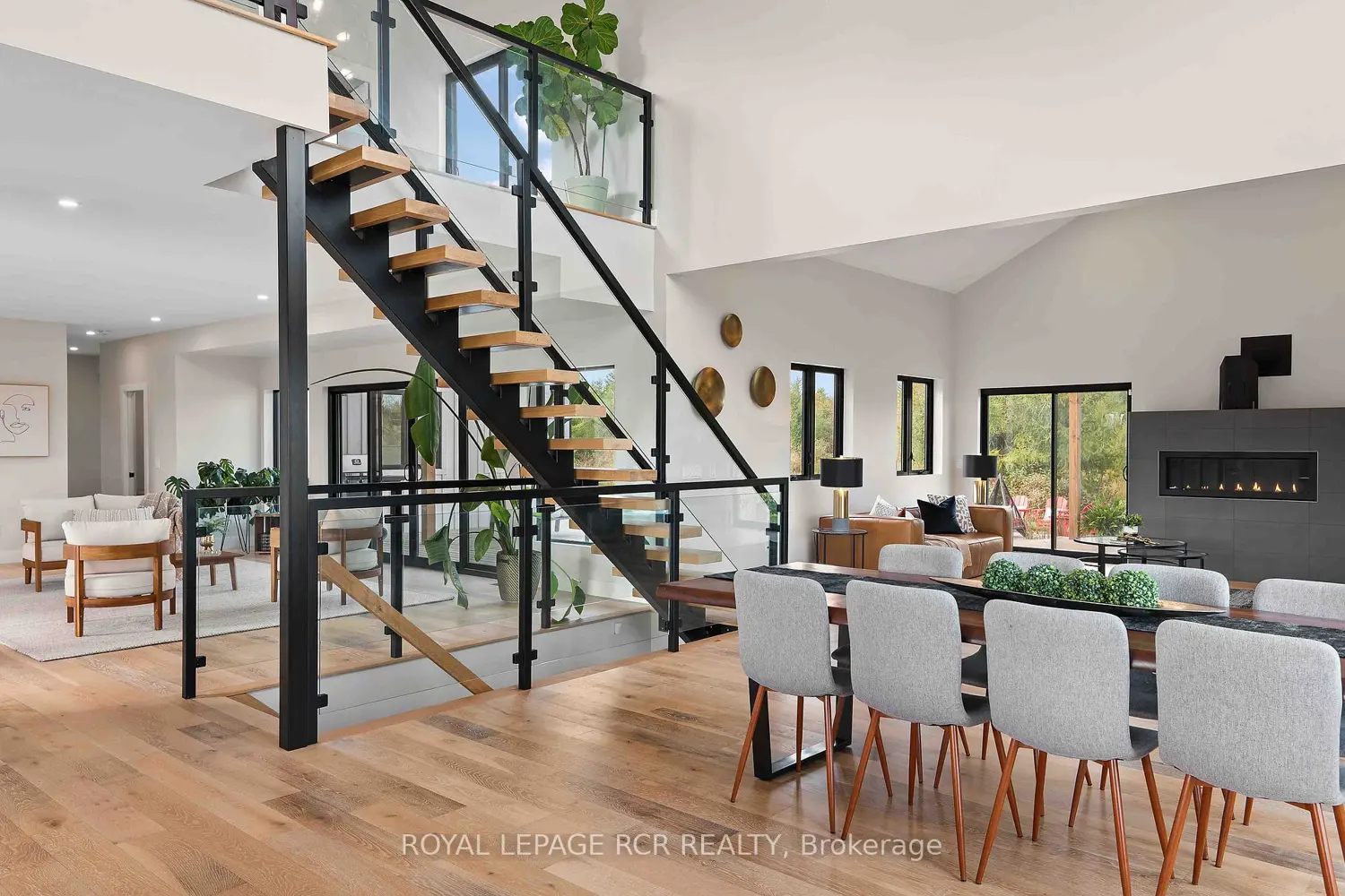 Additional image 3 of 595130 Blind Line