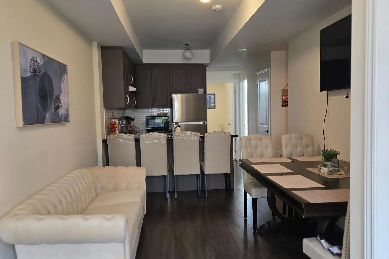 Additional image 8 of 30 Halliford Place 202