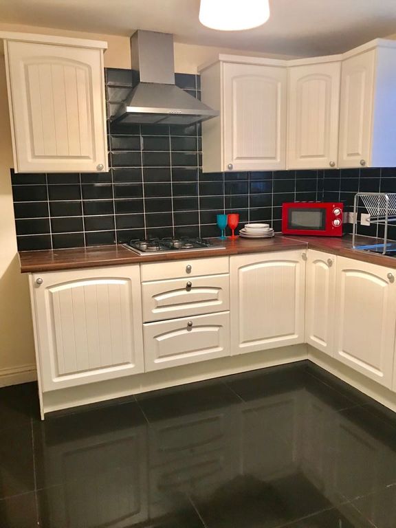 Additional image 7 of 6 bed town house to rentClarendon Street, Leamington Spa CV32