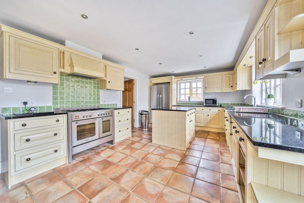 Additional image 6 of 4 bed detached house to rentMoreton Morrell, Warwick CV35