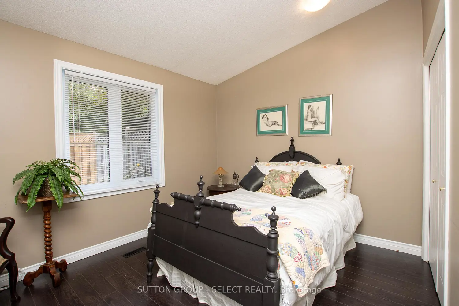 Additional image 11 of 445 Riverside Drive 4