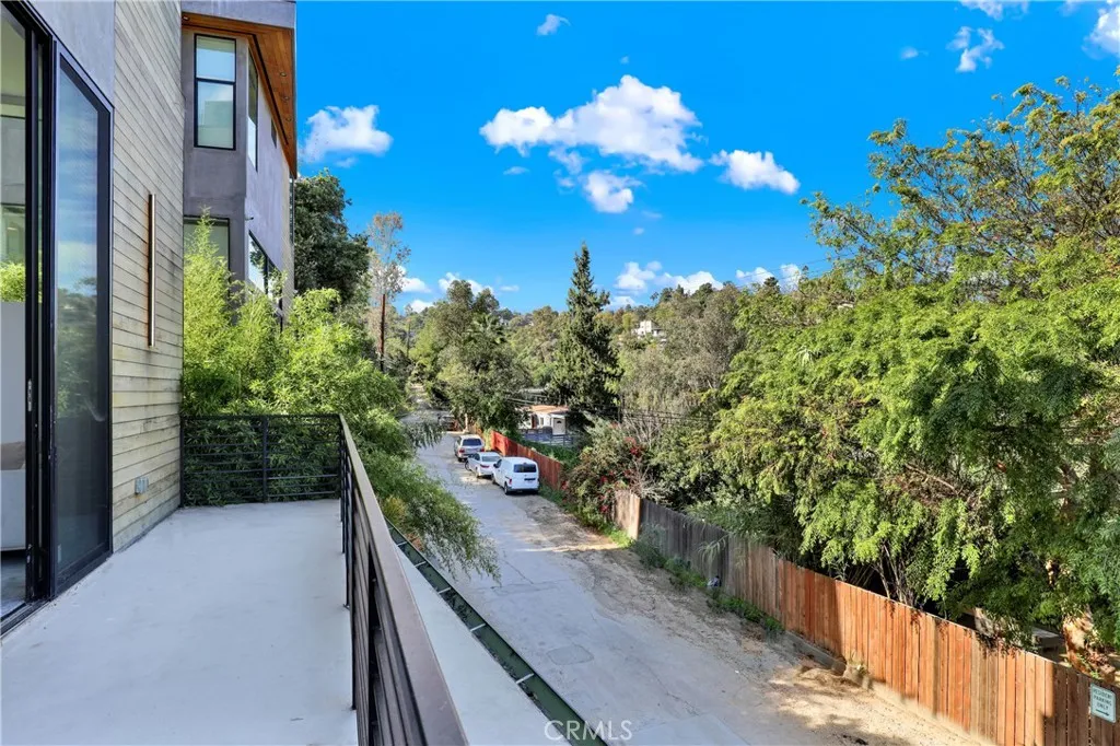 Additional image 36 of 3949 Glenalbyn Drive, Los Angeles, CA 90065