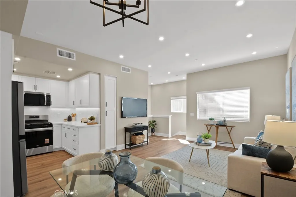 Additional image 5 of 18082 Prairie Avenue Unit 102, Torrance, CA 90504