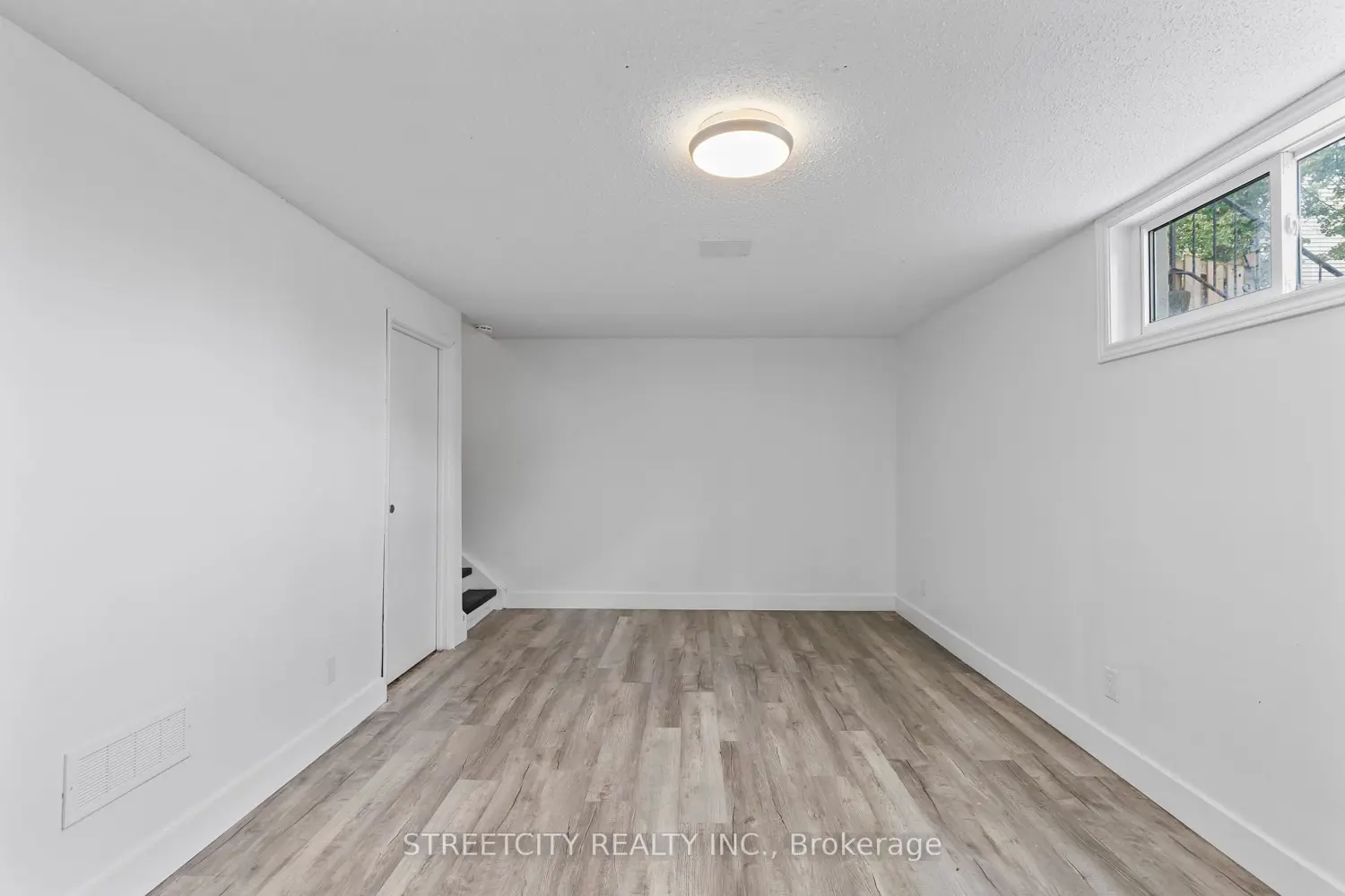 Additional image 20 of 550 Second Street 59