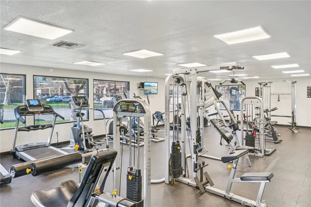 Additional image 89 of 1265 Kendall Dr Unit 221, San Bernardino, CA 92407