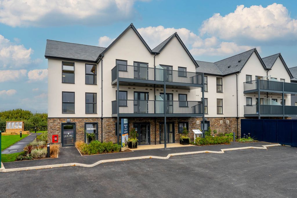 2 bed flat to rentDartmouth TQ6 photo 4