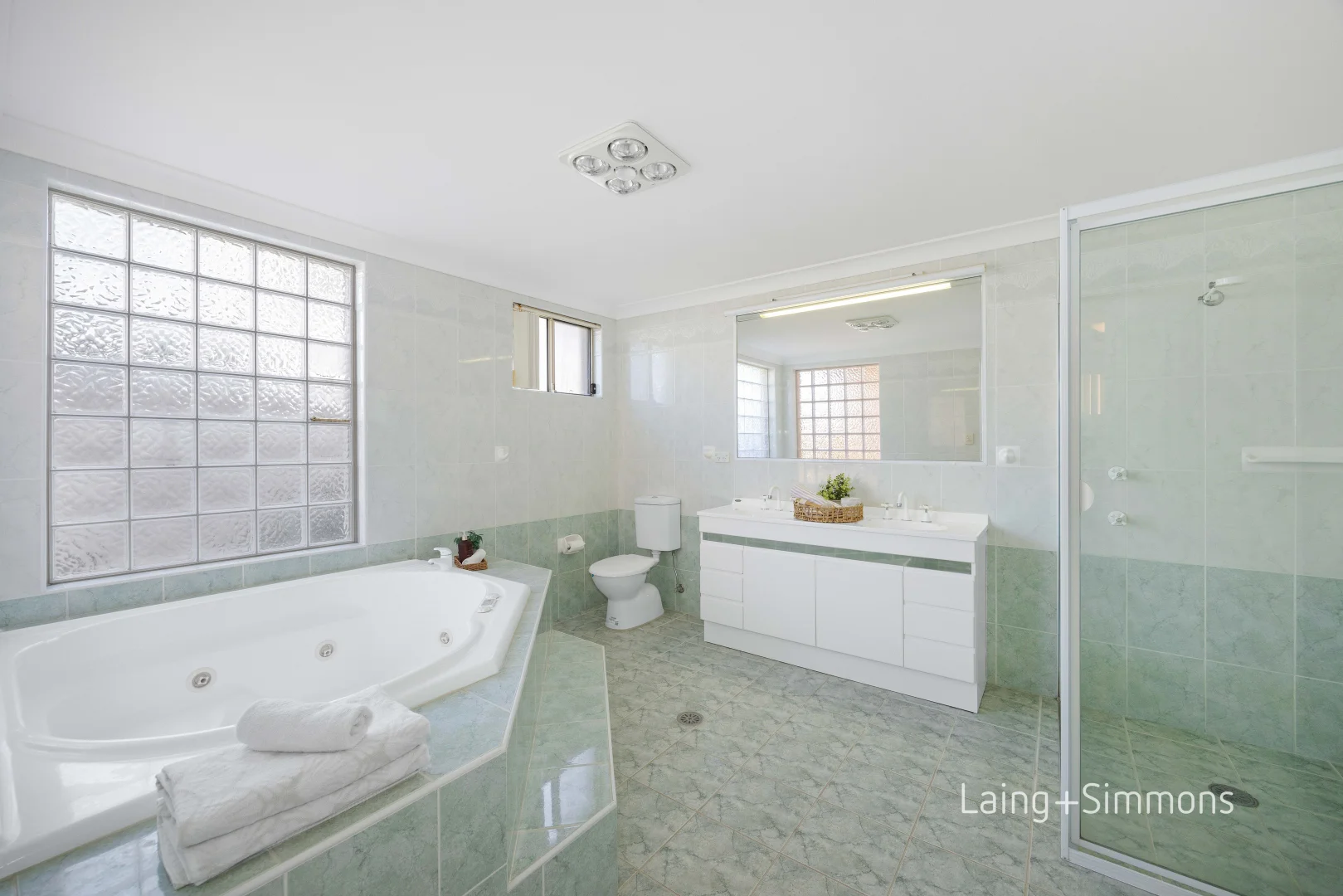 Additional image 10 of 1/27 Commodore Crescent, Port Macquarie NSW 2444