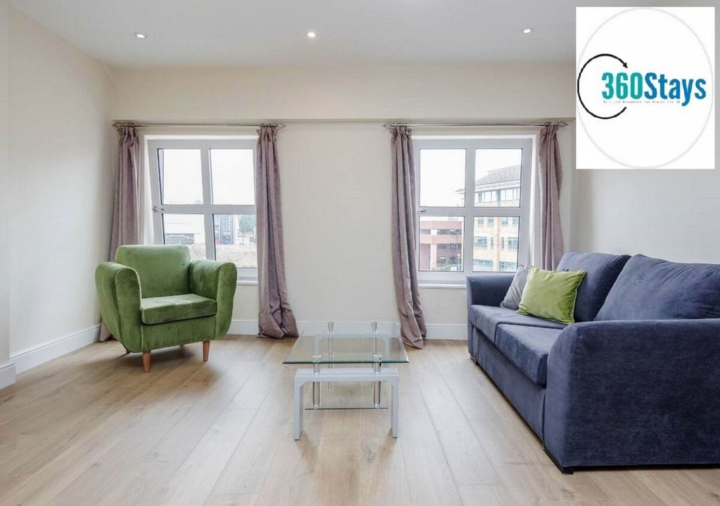 Additional image 8 of 2 bed flat to rentQueen Street, Maidenhead SL6