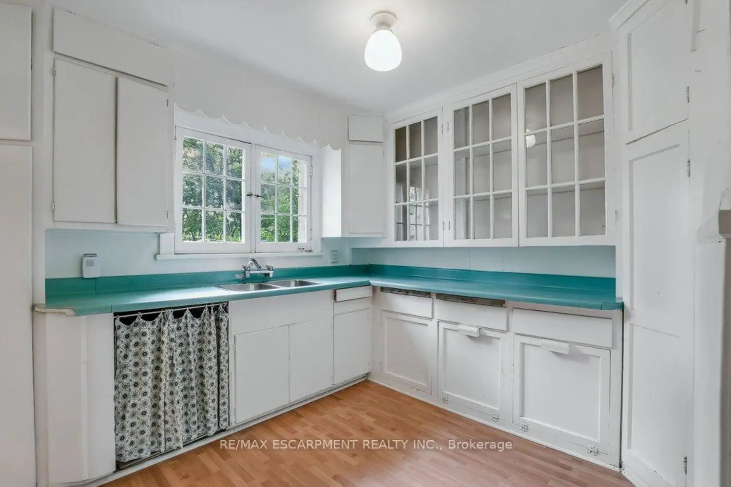 Additional image 17 of 128 River Road