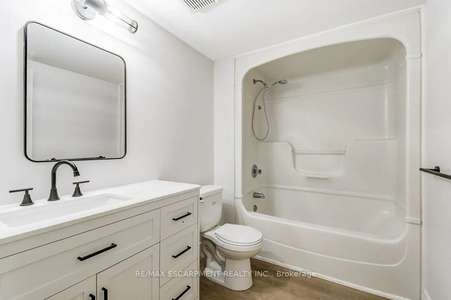 Additional image 12 of 2020 Cleaver Avenue 107