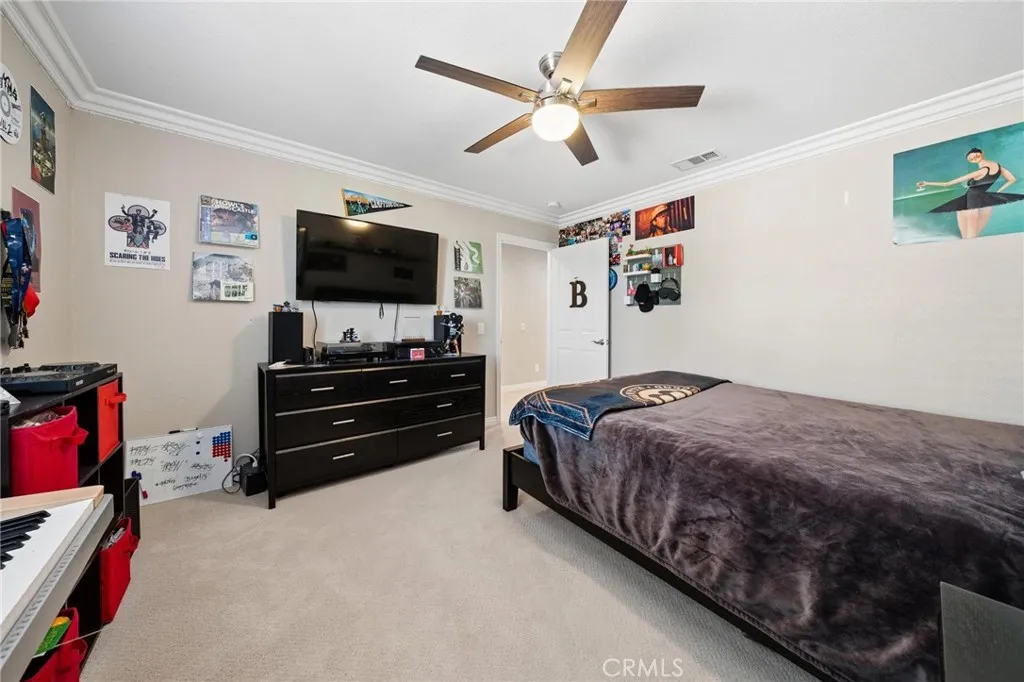 Additional image 92 of 16948 White Pine Way, Canyon Country, CA 91387