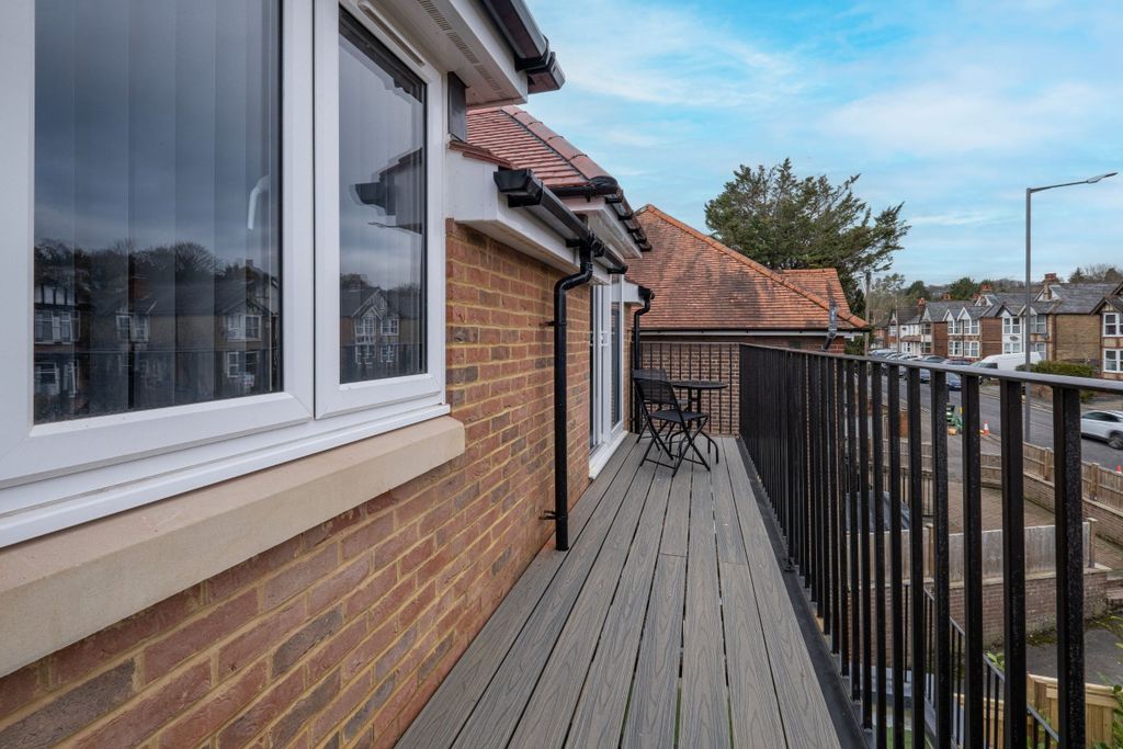Additional image 17 of 2 bed flat to rentWest Wycombe Road, High Wycombe HP12