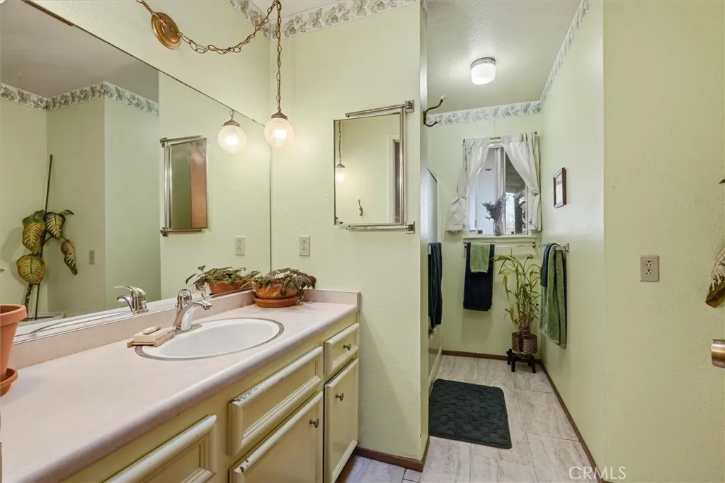 Additional image 16 of 40888 Goldside Dr, Oakhurst, CA 93644