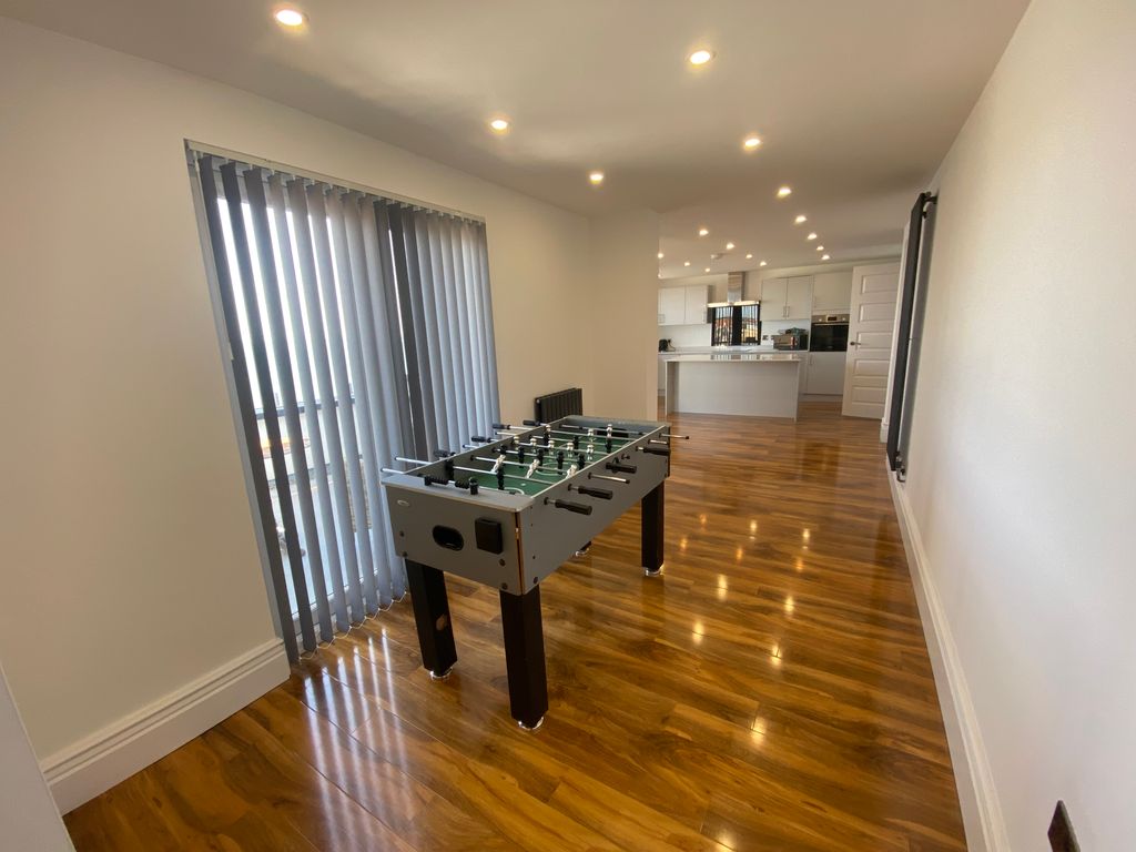 Additional image 11 of 3 bed flat to rentEsplanade, Whitley Bay NE26