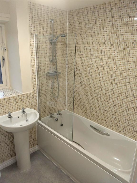 Additional image 8 of 2 bed flat to rentSmallhill Road, Lawley Village, Telford TF4