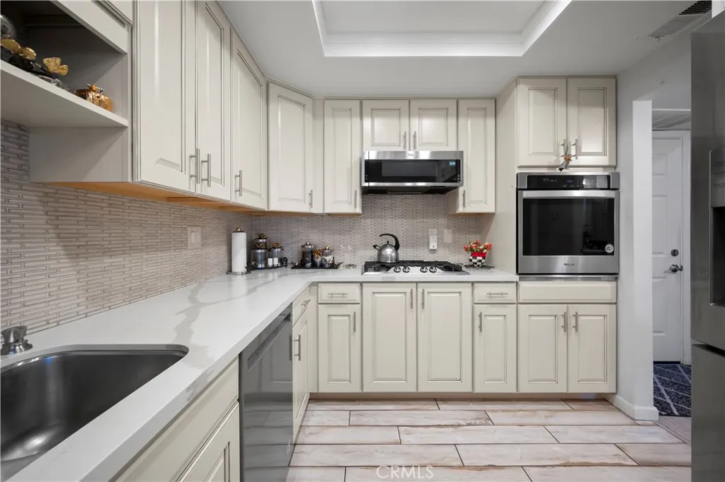 Additional image 46 of 8435 Burnet Ave Unit 105, North Hills, CA 91343