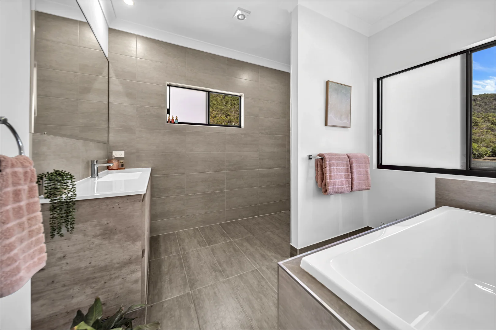 Additional image 17 of 9 Roseric Crescent, Hideaway Bay QLD 4800