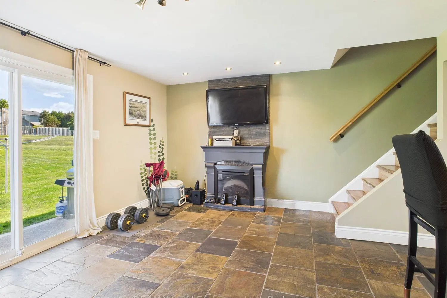 Additional image 7 of 850 Walsh Street 27