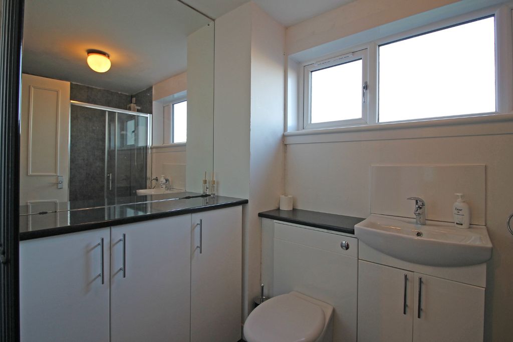 Additional image 8 of 3 bed flat to rentCastle Vale, Stirling FK9
