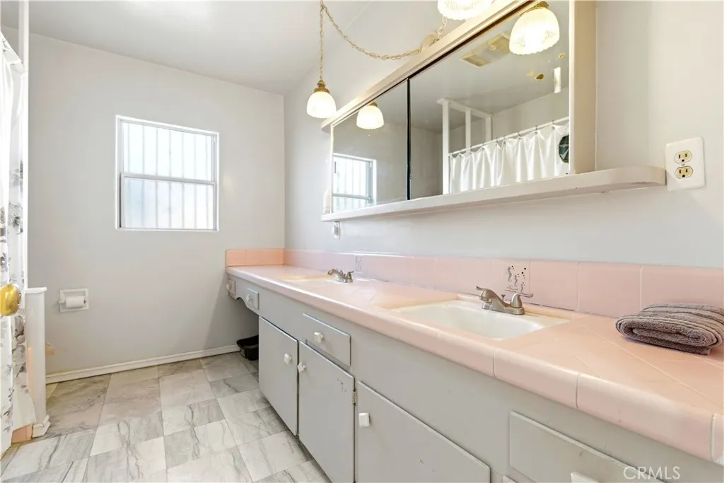 Additional image 60 of 10731 Wright Road, South Gate, CA 90280