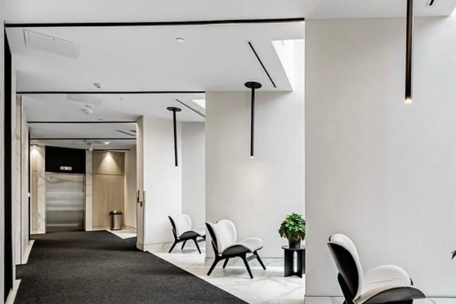 Additional image 3 of 30 Tretti Way 810