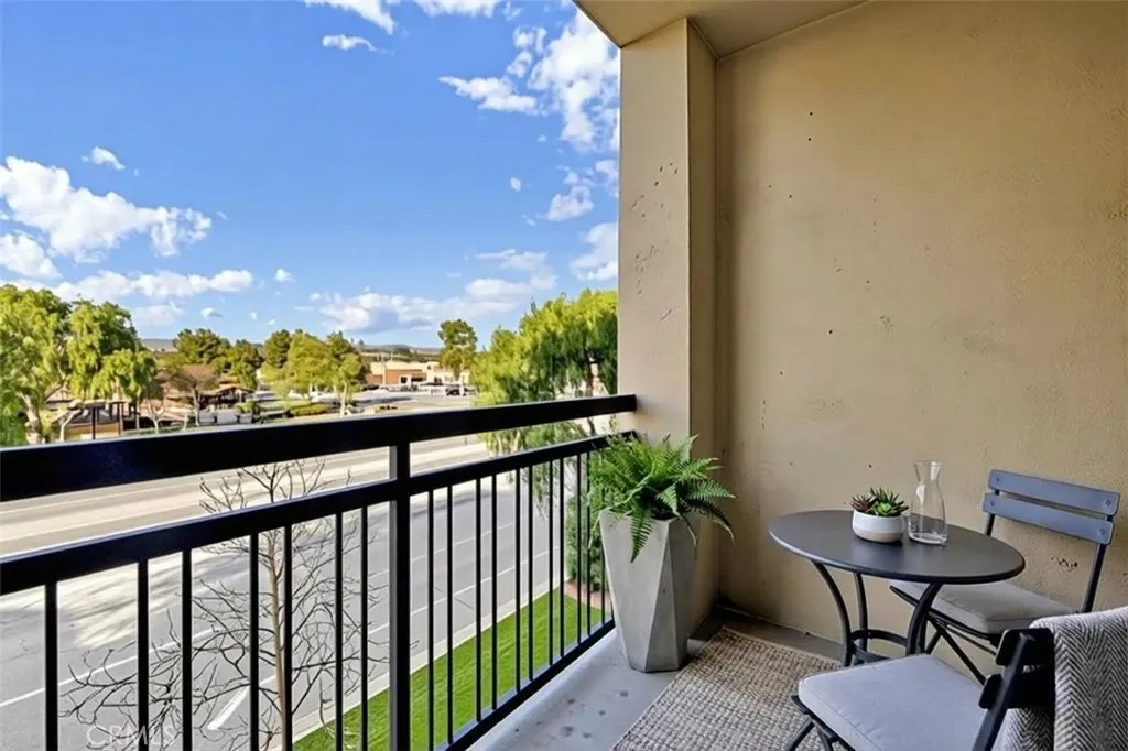 Additional image 59 of 24545 Town Center Dr Unit 5304, Valencia, CA 91355