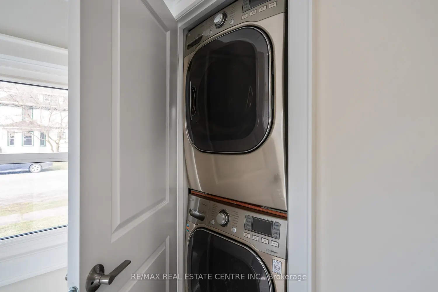 Additional image 11 of 318 Clarence Street
