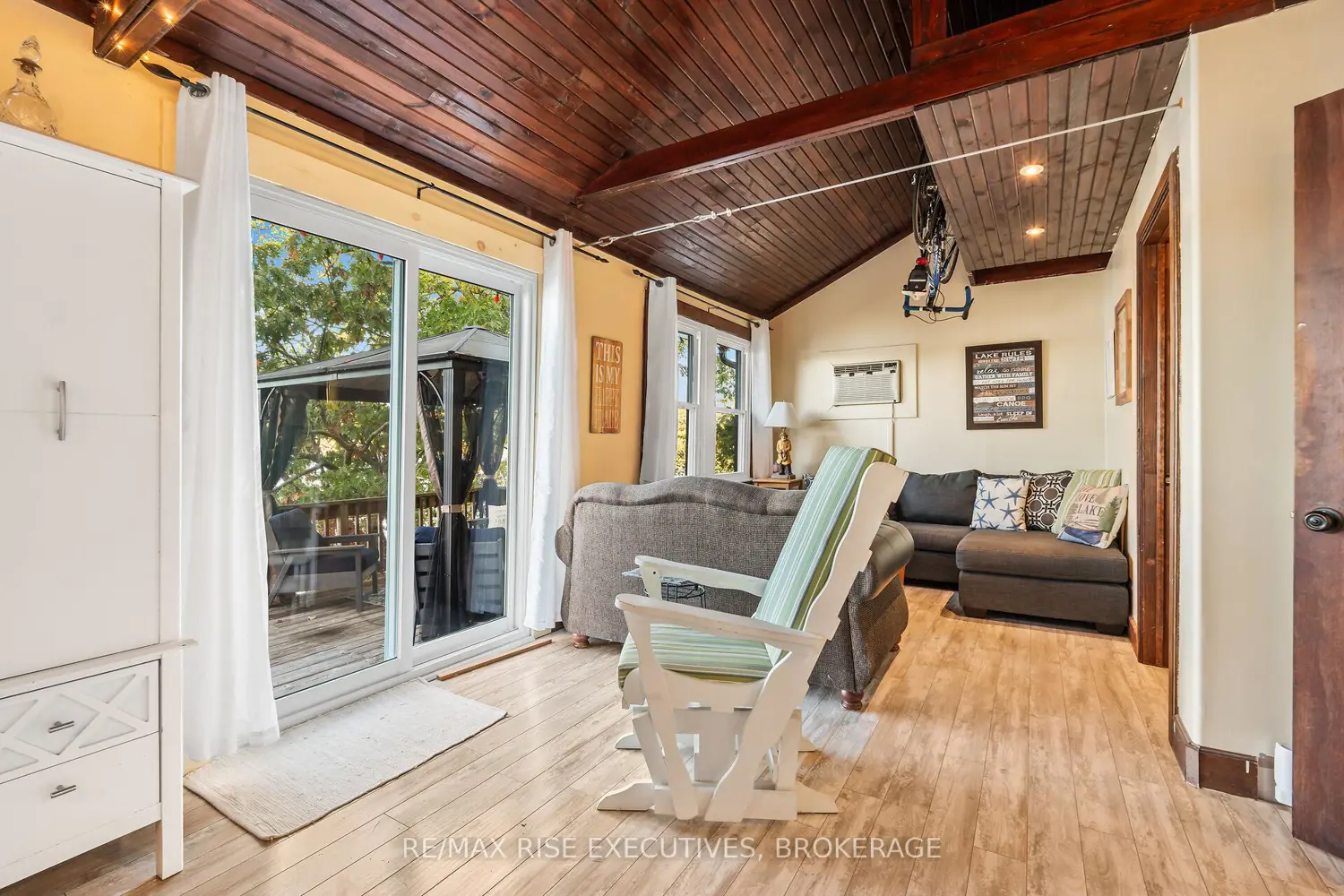 Additional image 9 of 465K Lyndhurst Road