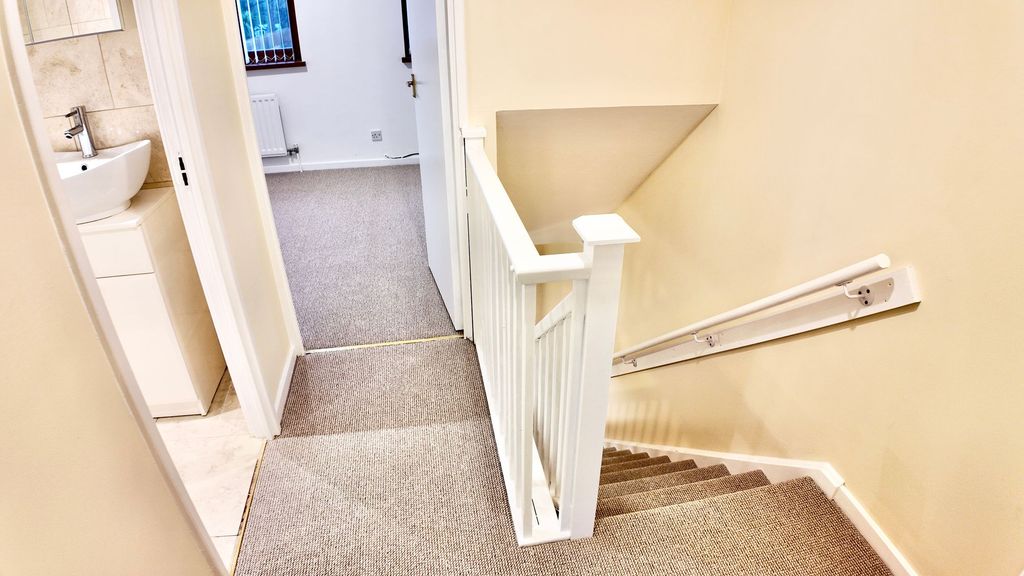 Additional image 14 of 2 bed terraced house to rentClos Llyswen, Penpedairheol CF82