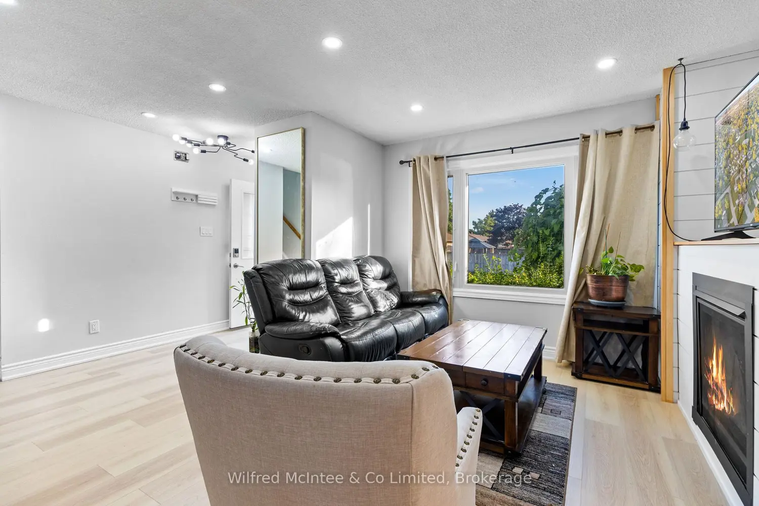 Additional image 5 of 517 Wales Drive