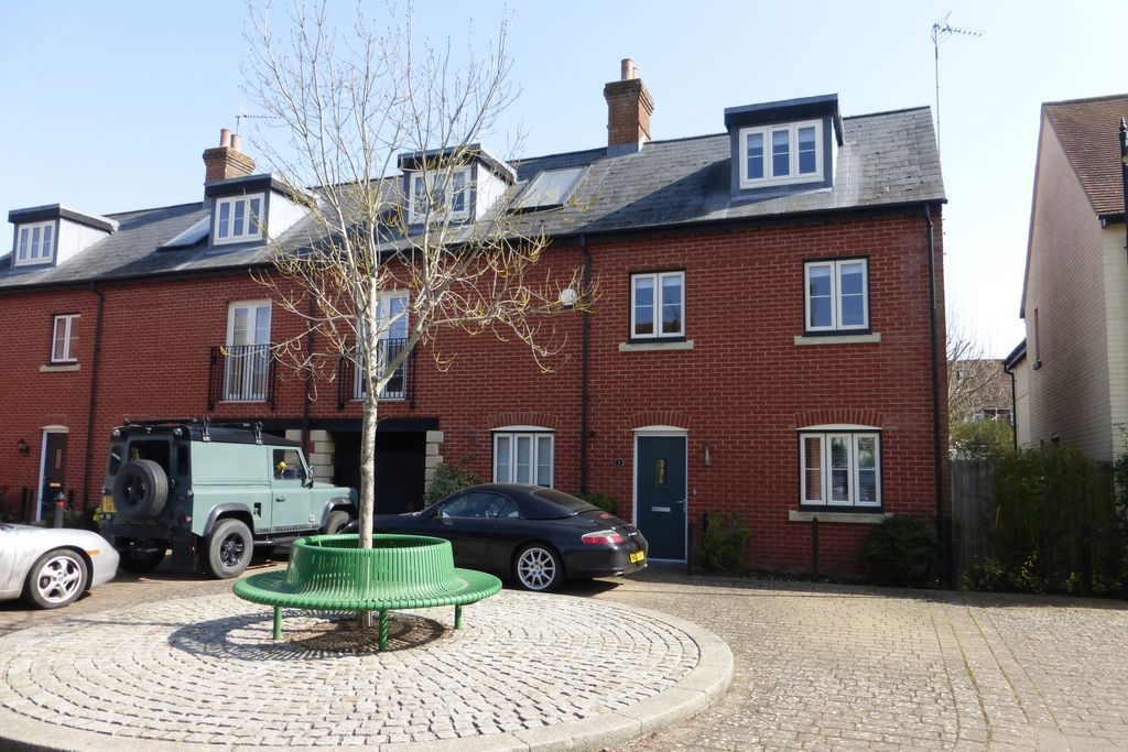 4 bed semi-detached house to rentDownton, Salisbury, Wiltshire SP5
