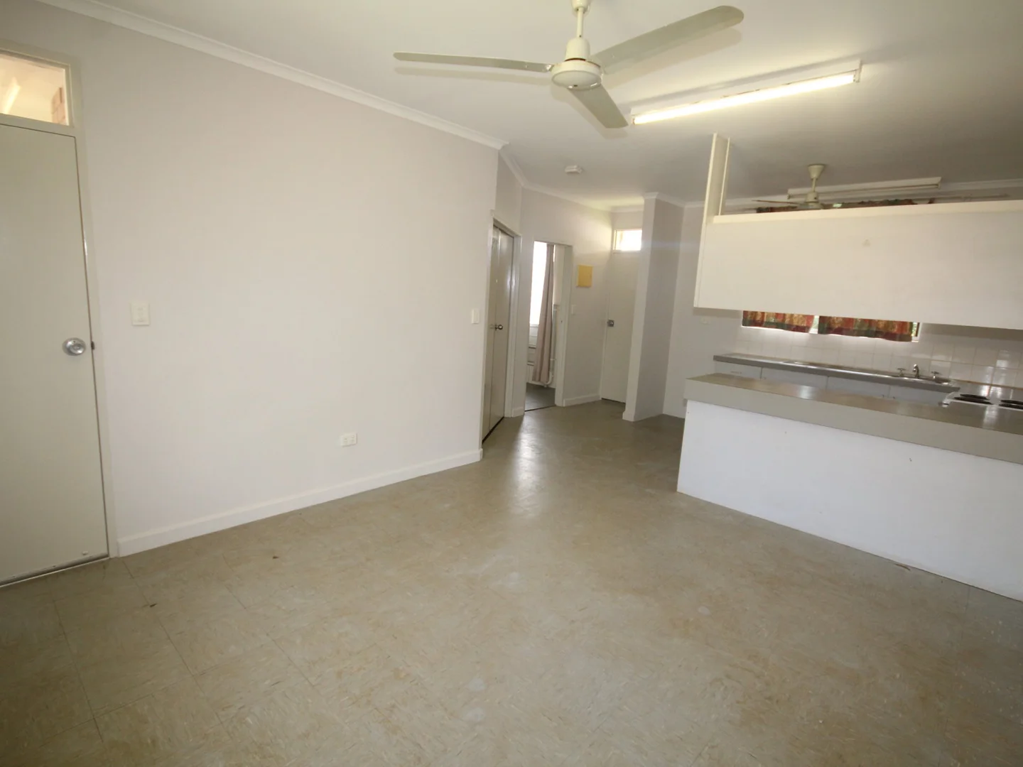 Additional image 11 of 5,8,9/64 Acacia Drive, Katherine NT 0850