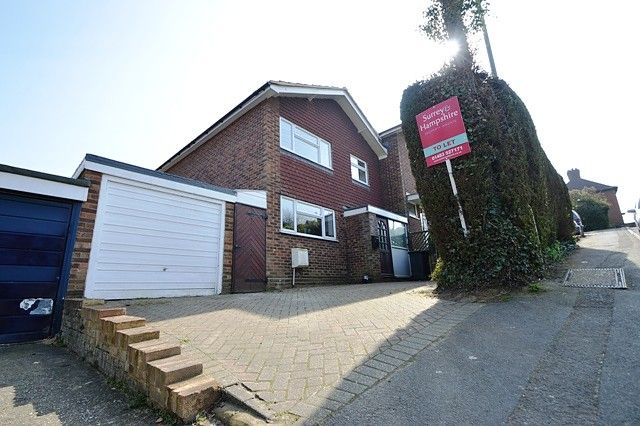 3 bed detached house to rentQuarry Hill, Godalming GU7