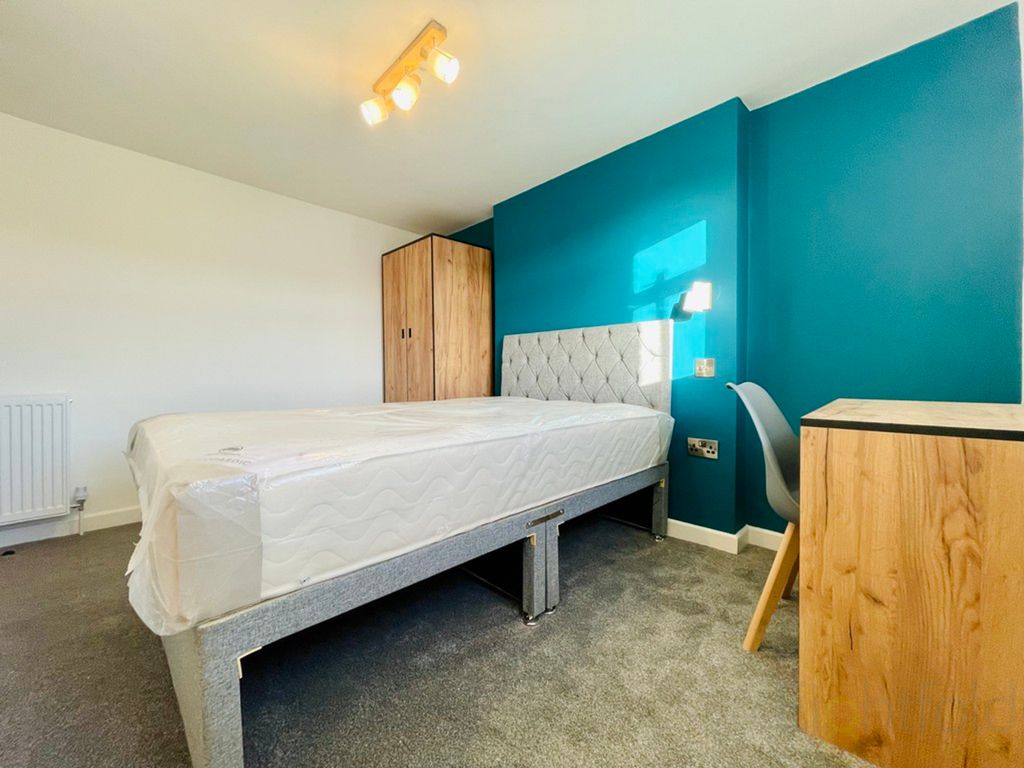 Additional image 11 of 5 bed maisonette to rentBrighton Road, Worthing BN11