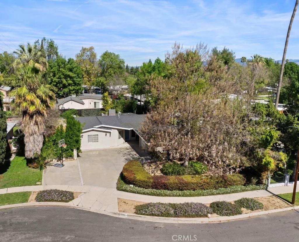 18817 Stagg Street, Reseda, CA 91335