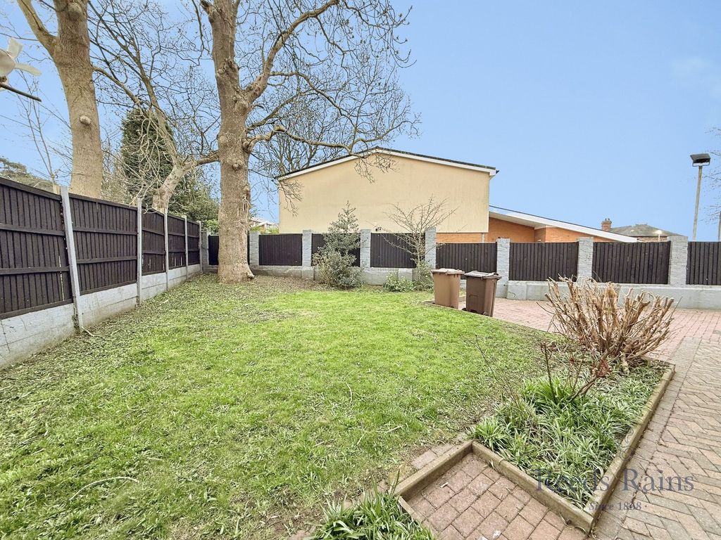 Additional image 20 of 2 bed flat to rentLondon Road, Stoke-On-Trent, Staffordshire ST4