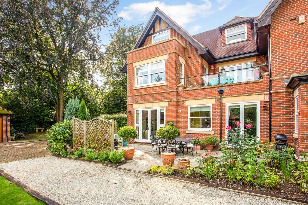 Additional image 14 of 3 bed flat to rentRosewood, Burleigh Road, Ascot, Berkshire SL5