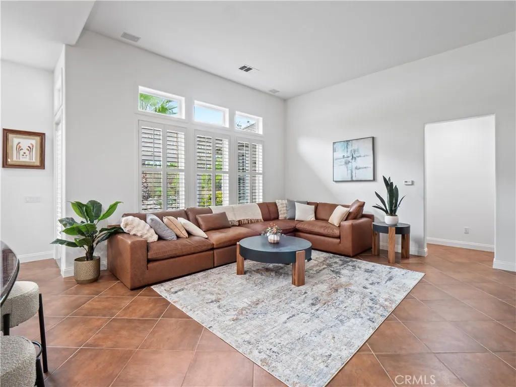 Additional image 73 of 25679 Smoketree Ln, Valencia, CA 91381