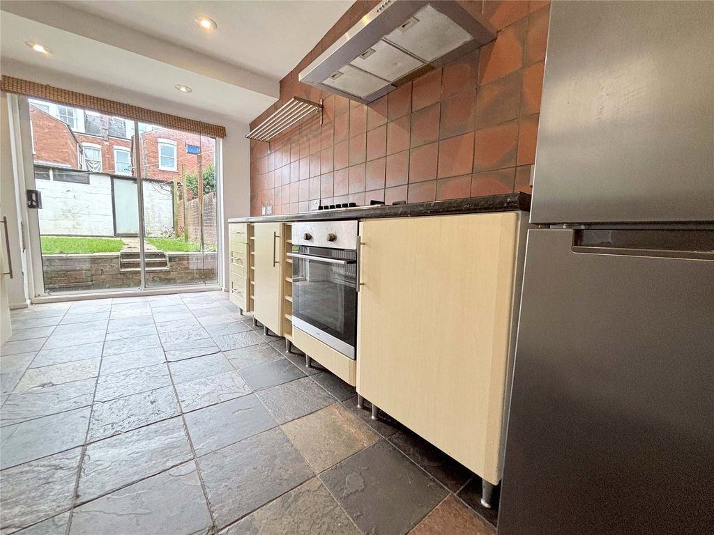Additional image 9 of 3 bed terraced house to rentExeter, Devon EX1