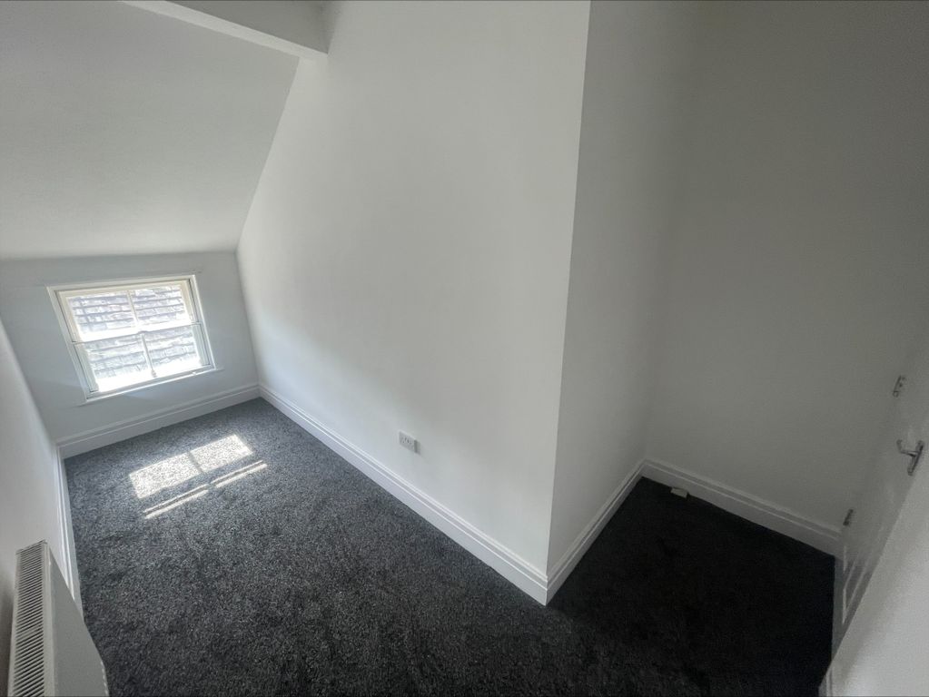 Additional image 5 of 2 bed flat to rent-20 Penrhyn Road, Colwyn Bay LL29